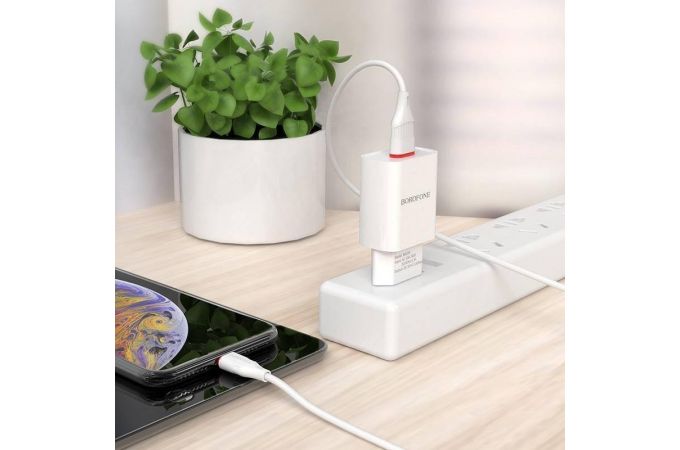 Сетевое зарядное устройство USB BOROFONE BA20A Sharp single port (один порт)2100mAh (белый)