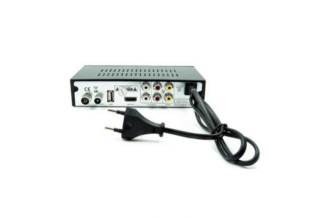 ТВ ресивер DVB-T2/C OTAU HD T8000